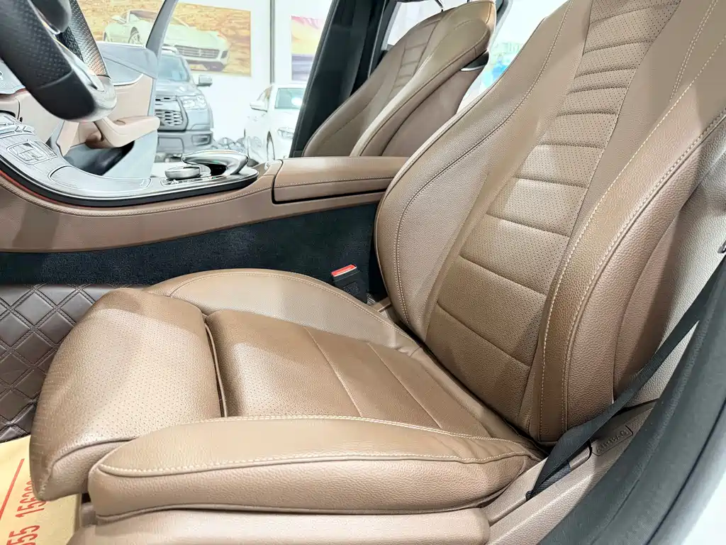 Mercedes-Benz E-Class 2018 — фото 11