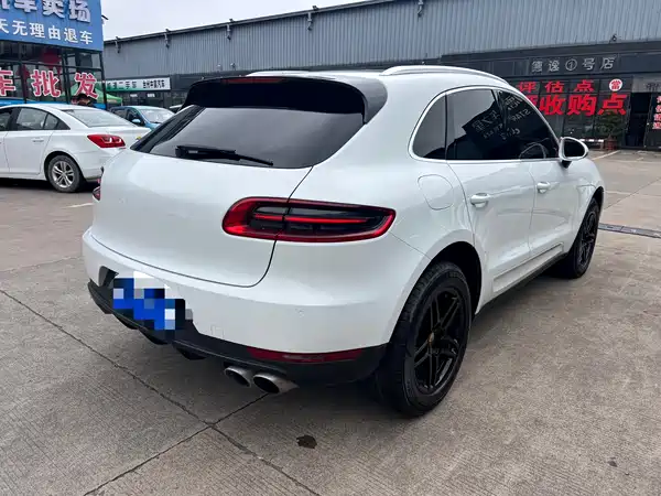 Porsche Macan 2016