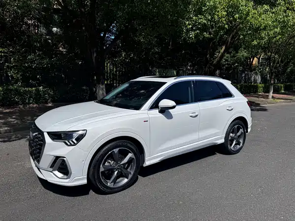 Audi Q3 2022