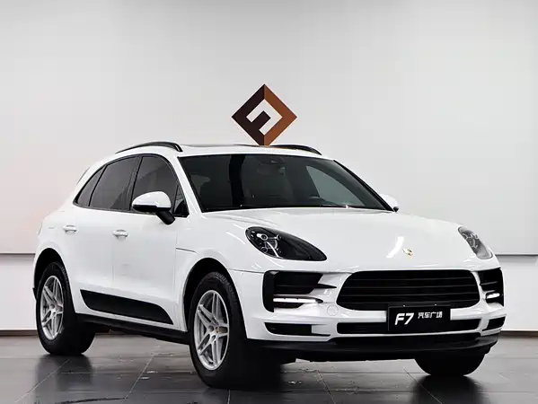 Porsche Macan 2020