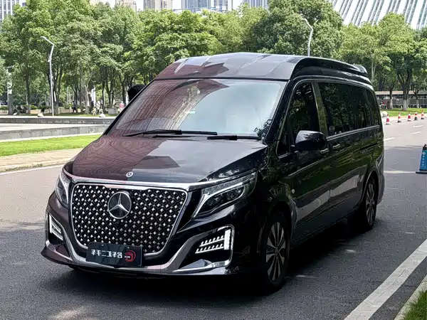 Mercedes-Benz Vito 2025