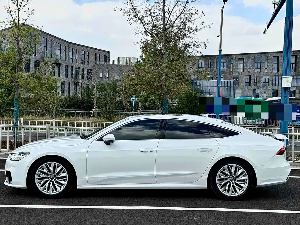 Audi A7 2021 — фото 3