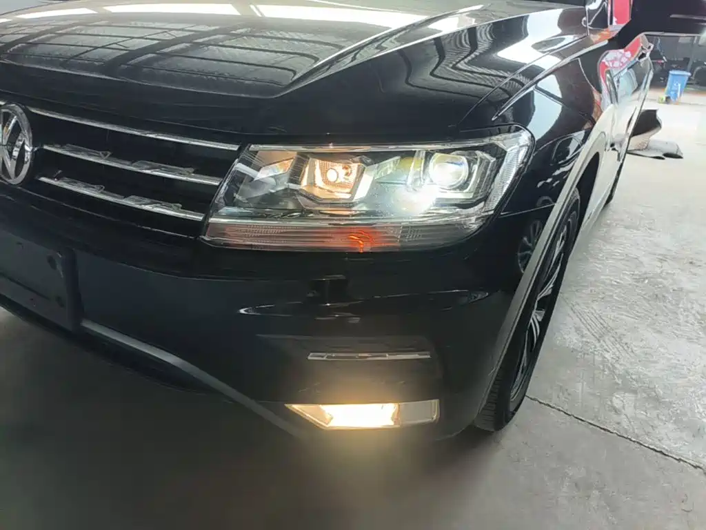 Volkswagen Tiguan L 2020 — фото 18
