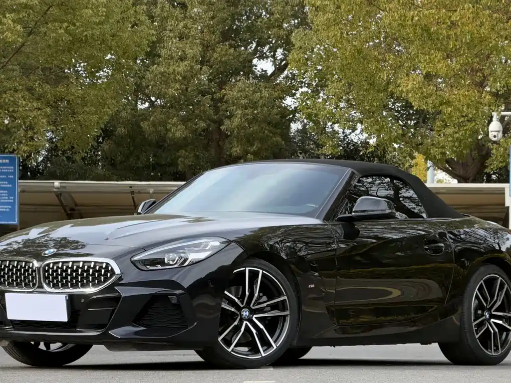 BMW Z4 2021 — фото 1