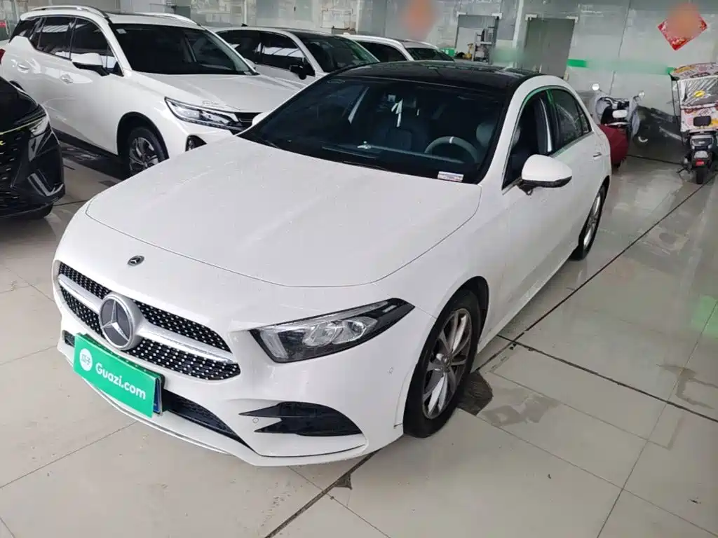 Mercedes-Benz A-Class 2022 — фото 1