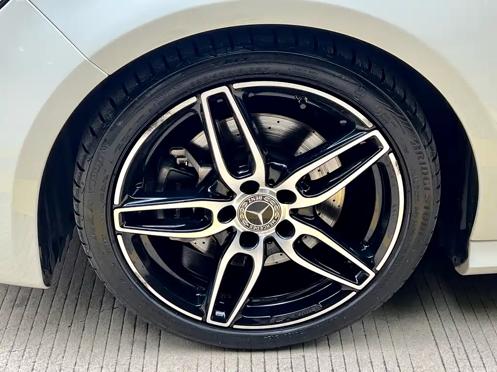 Mercedes-Benz CLA 2018 — фото 19