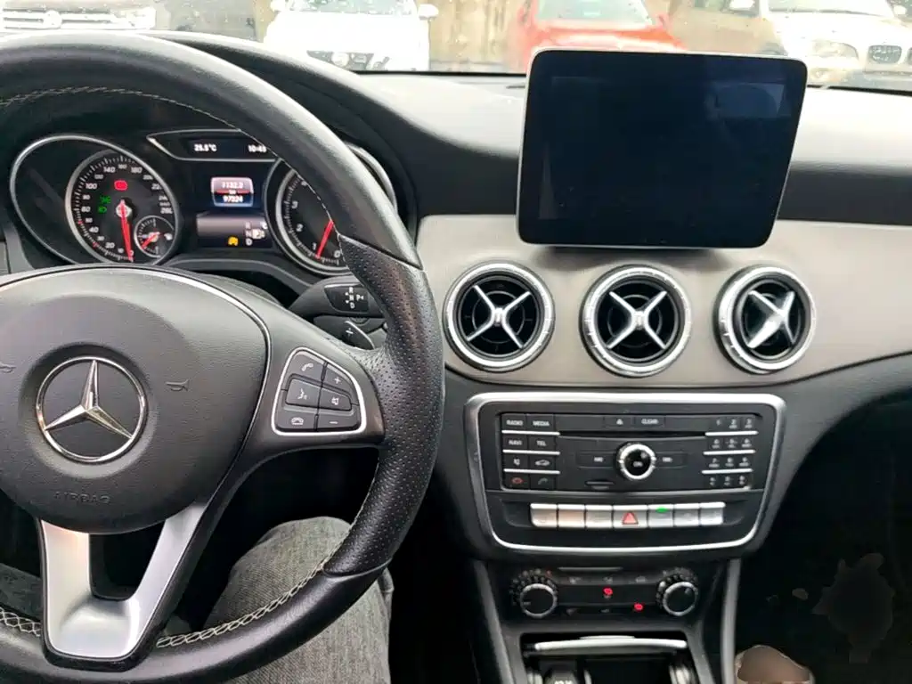 Mercedes-Benz CLA 2016 — фото 10