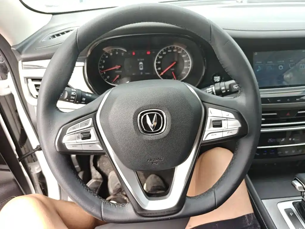 Changan CS35PLUS 2020 — фото 11