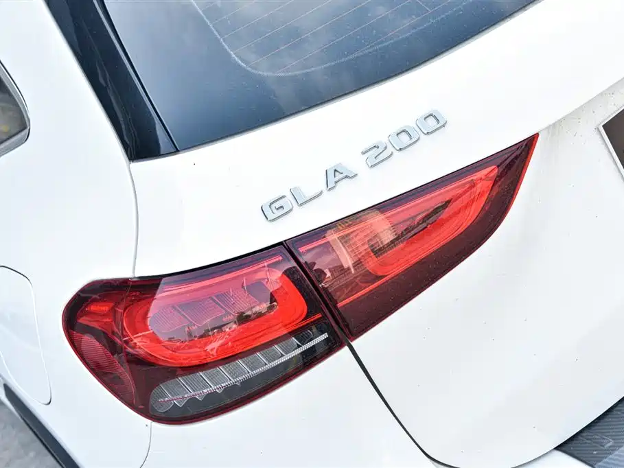 Mercedes-Benz GLA 2024 — фото 8
