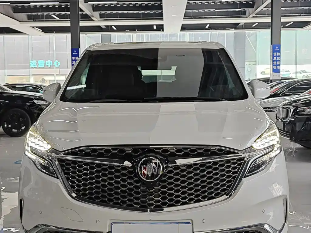 Buick GL8 2021