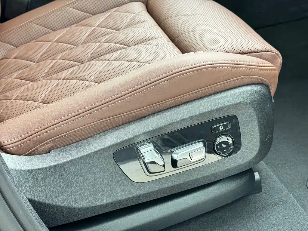 BMW X6 2024 — фото 10