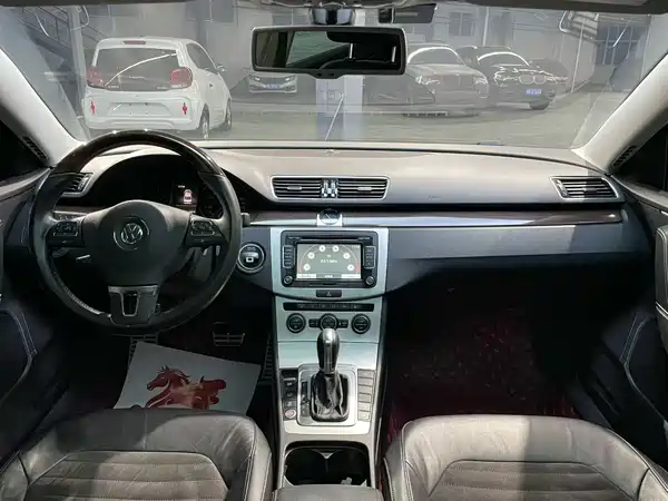 Volkswagen Magotan 2015