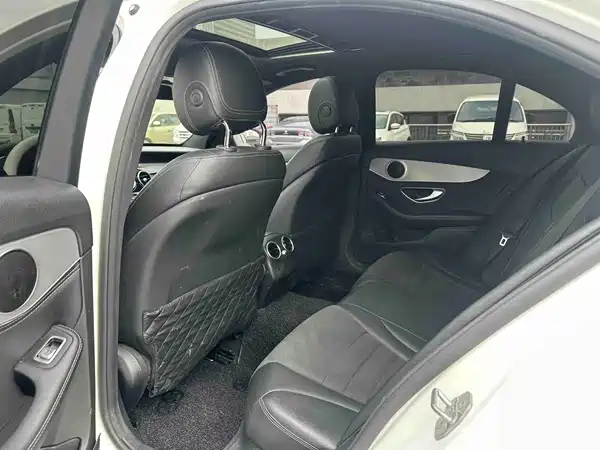 Mercedes-Benz C-Class 2017
