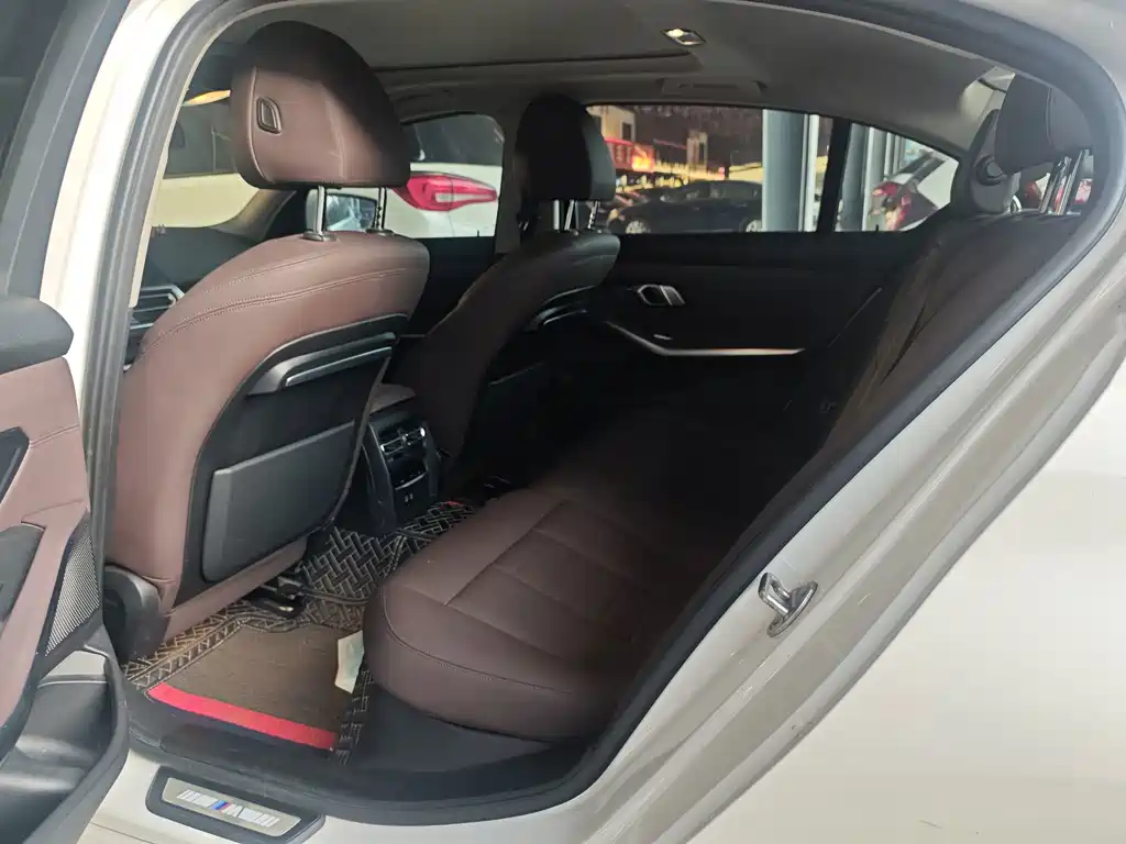 BMW 3 Series 2021