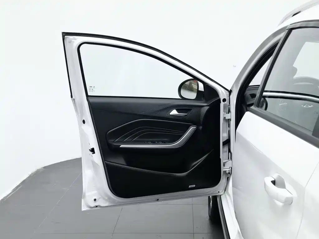 Chery Tiggo 3x 2021 — фото 8