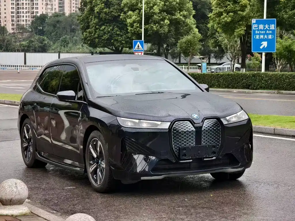 BMW iX 2024