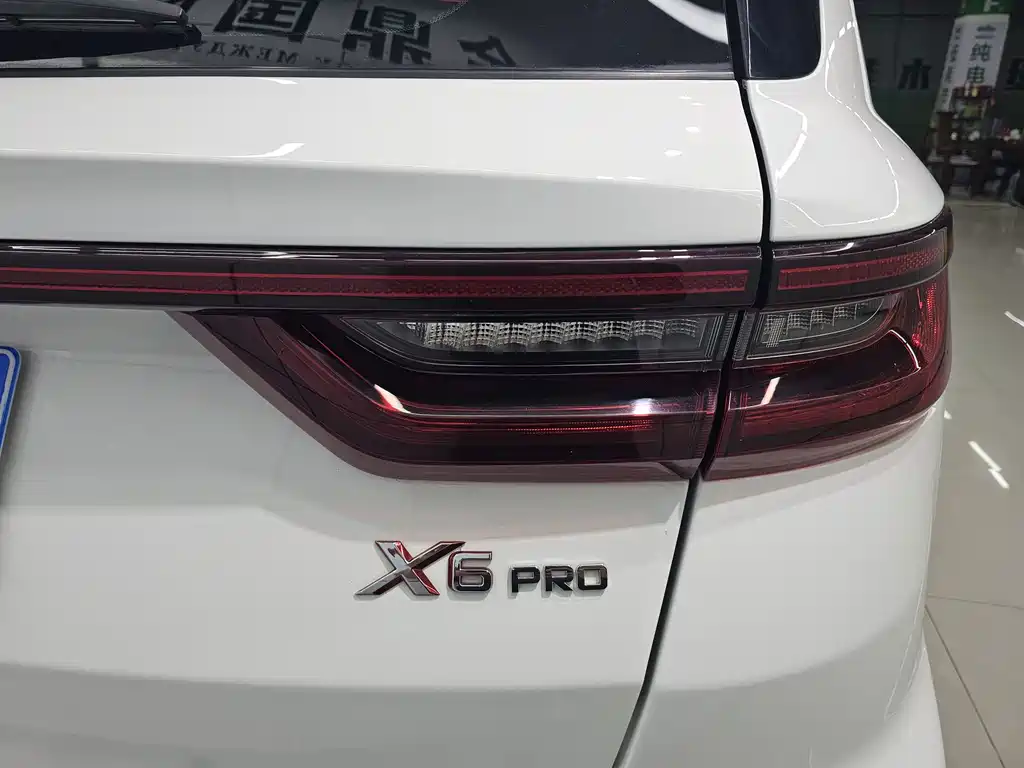 Geely Vision X6 2023 — фото 10