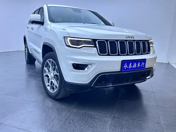 Jeep Grand Cherokee 2021