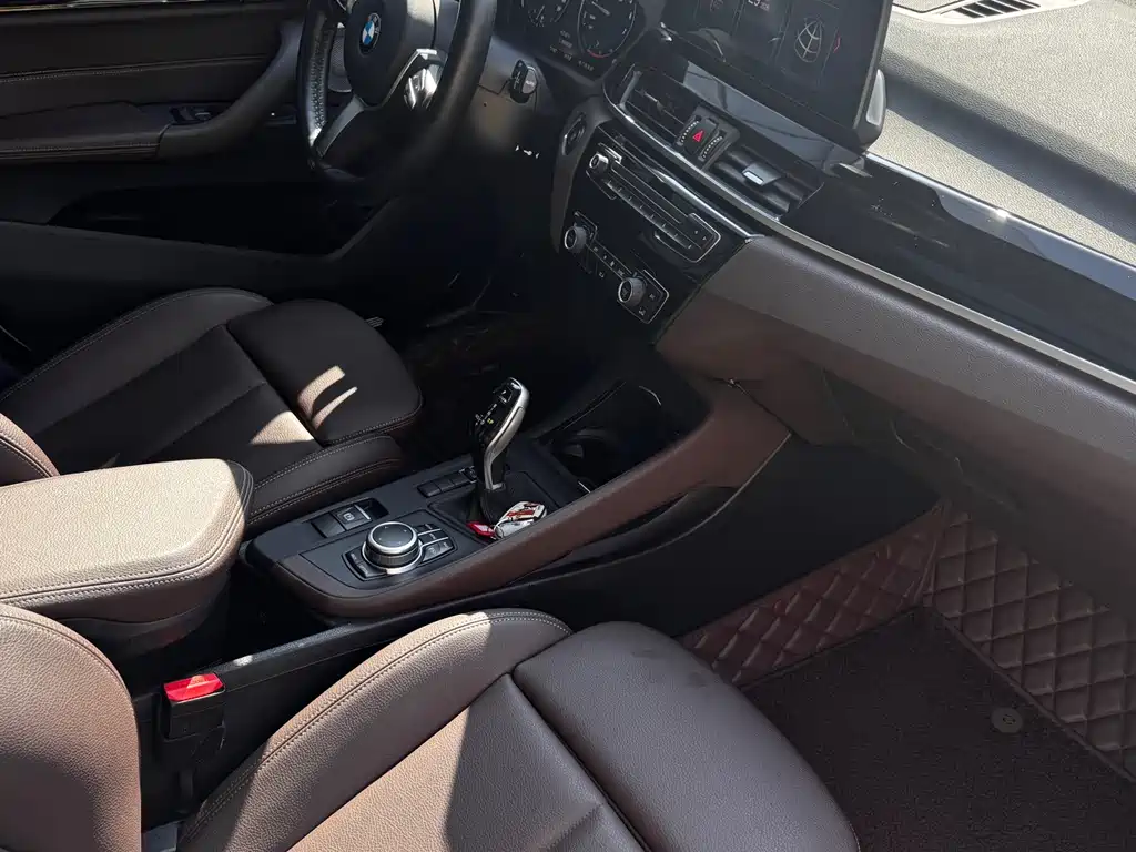 BMW X1 2020 — фото 10