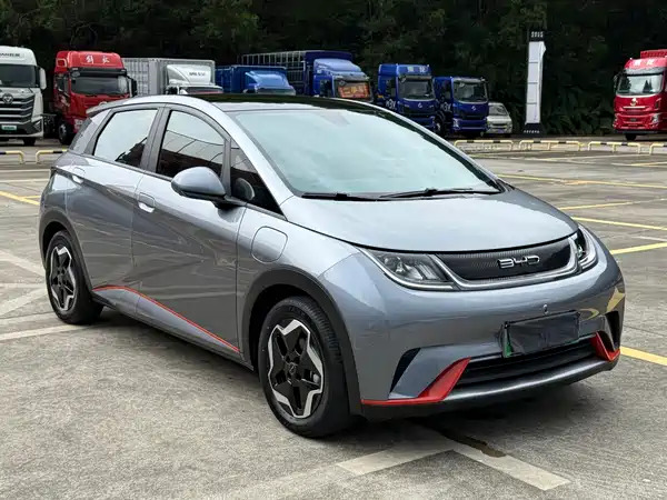 BYD Dolphin 2023
