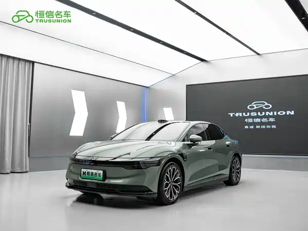 Zeekr 007 2025