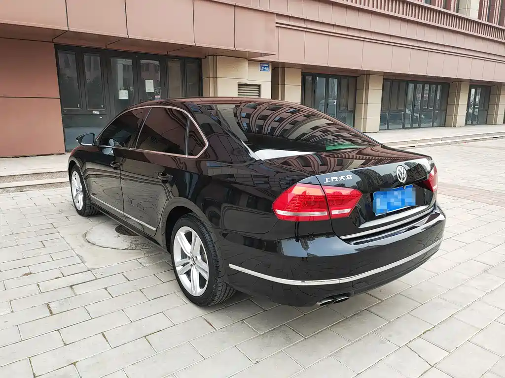 Volkswagen Passat 2015 — фото 6