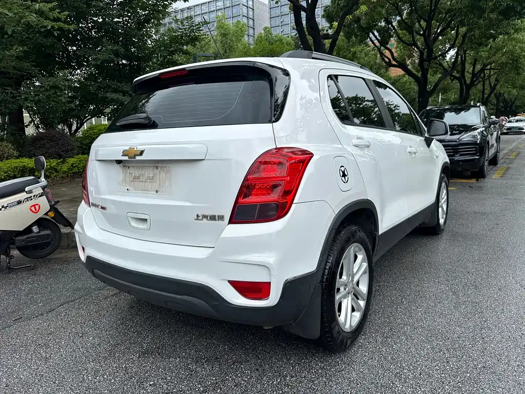 Chevrolet Trax 2017 — фото 5
