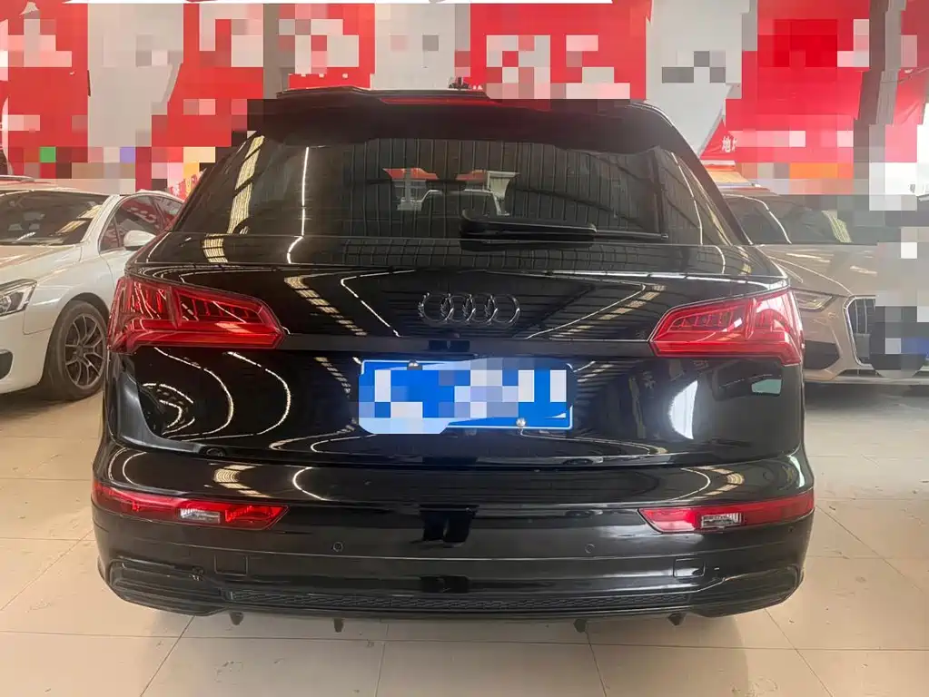 Audi Q5L 2019 — фото 14