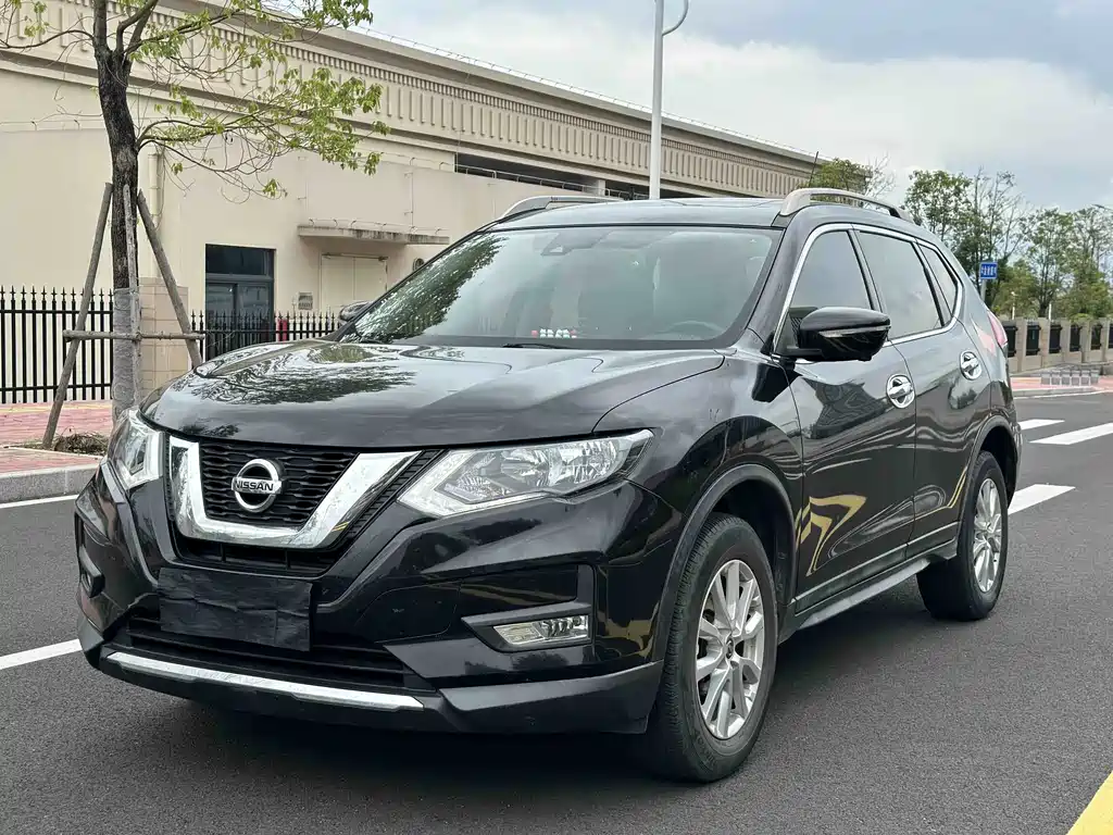 Nissan X-Trail 2019 — фото 1