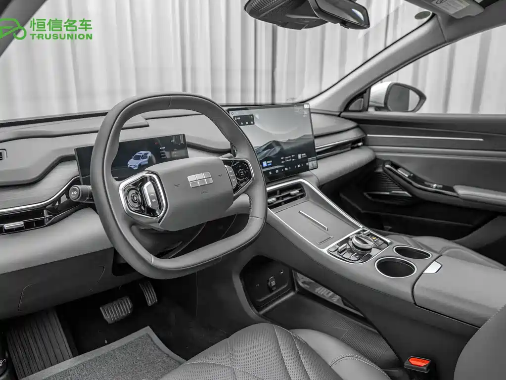 Geely Galaxy L6 2025 — фото 12