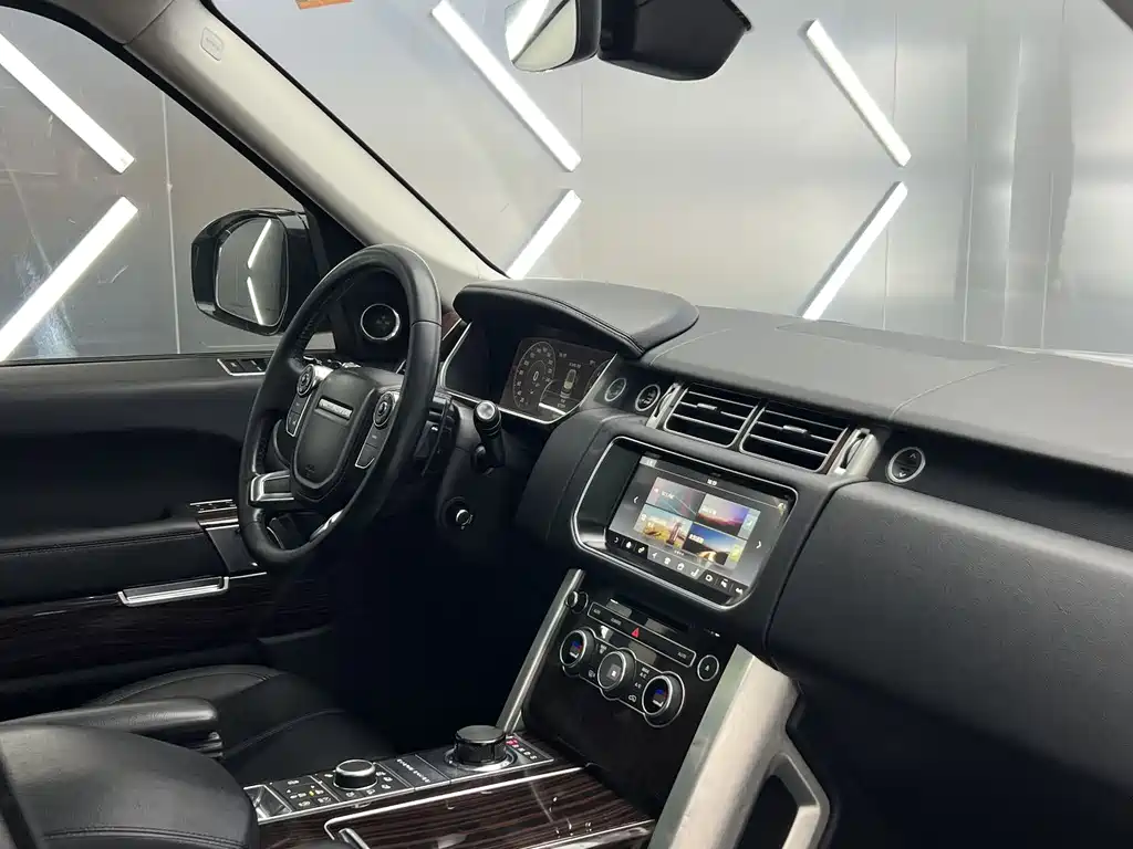 Land Rover Range Rover 2017 — фото 34