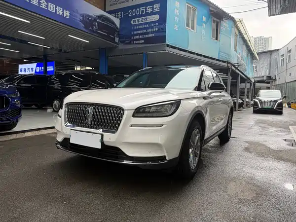 Lincoln Corsair 2021