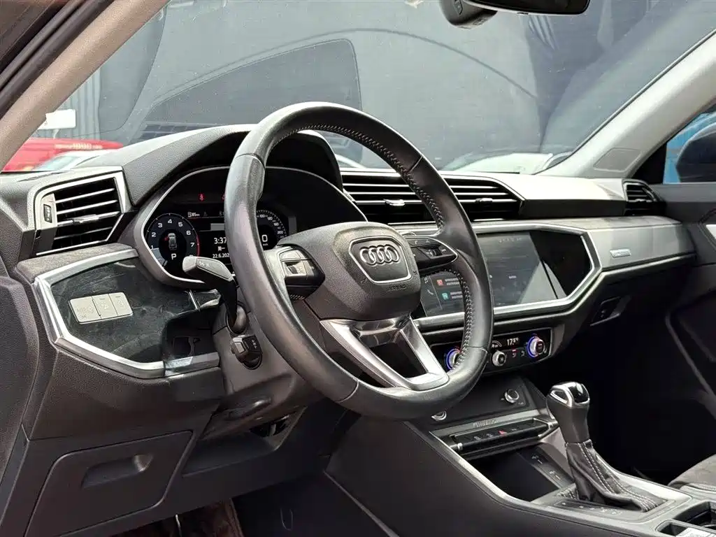 Audi Q3 2022
