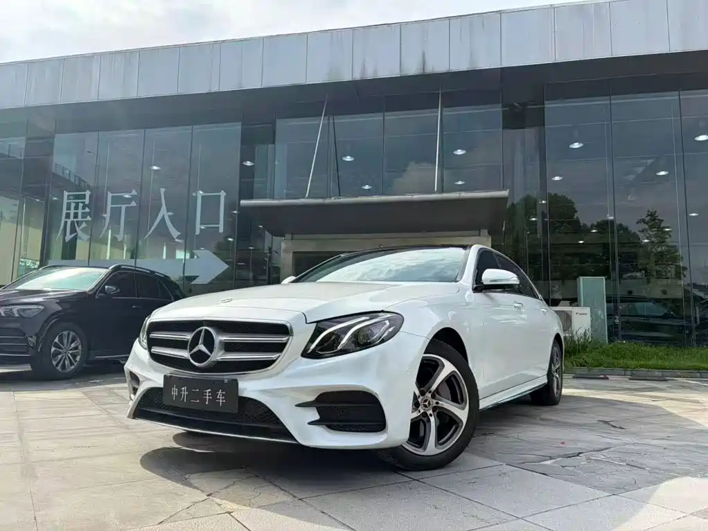 Mercedes-Benz E-Class 2019 — фото 1