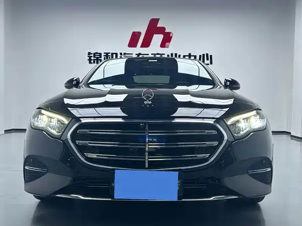 Mercedes-Benz E-Class 2025