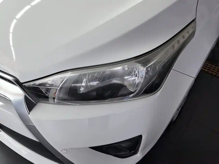 Toyota Yaris L 2016