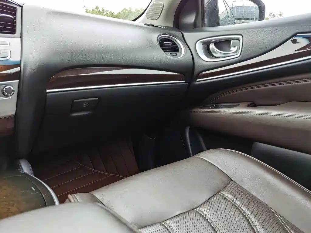 Infiniti JX 2014 — фото 23