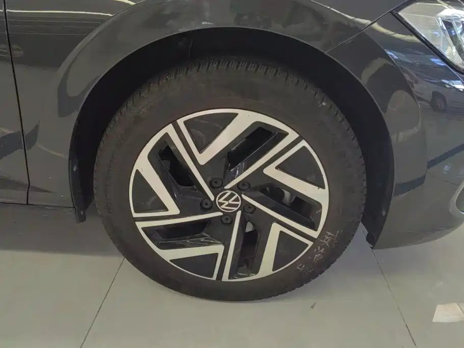 Volkswagen Sagitar 2023
