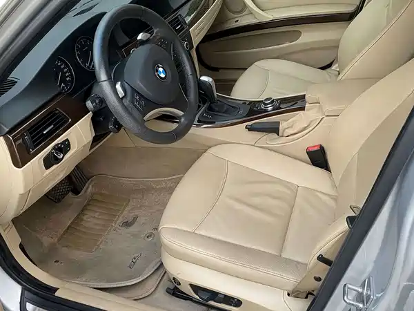 BMW 3 Series 2010