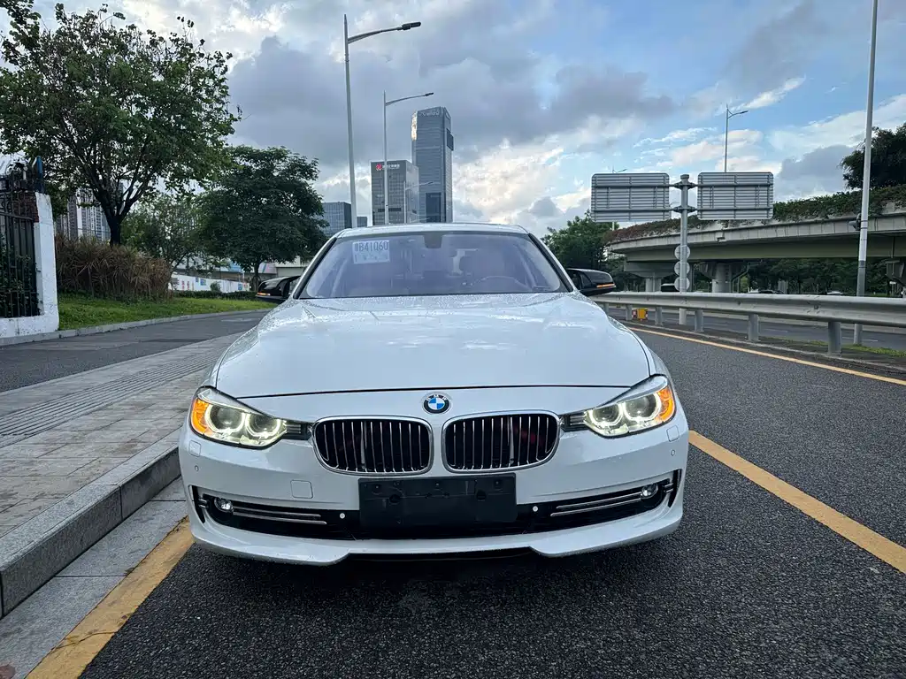 BMW 3 Series 2013