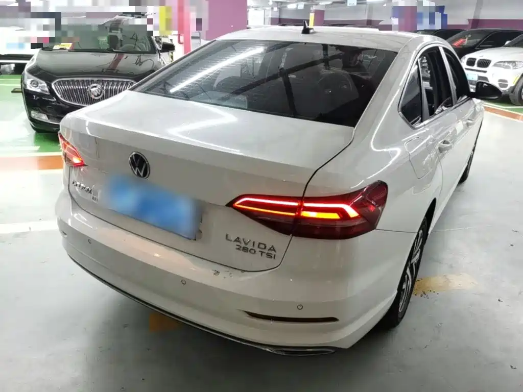 Volkswagen Lavida 2022