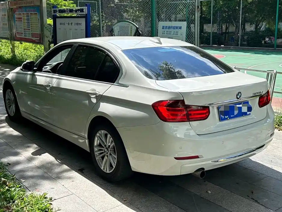 BMW 3 Series 2015