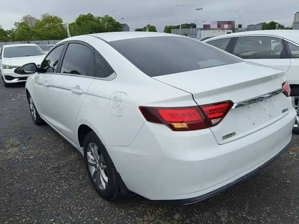 Geely Emgrand GL 2021