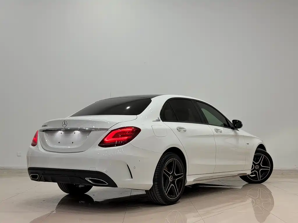 Mercedes-Benz C-Class 2022 — фото 5
