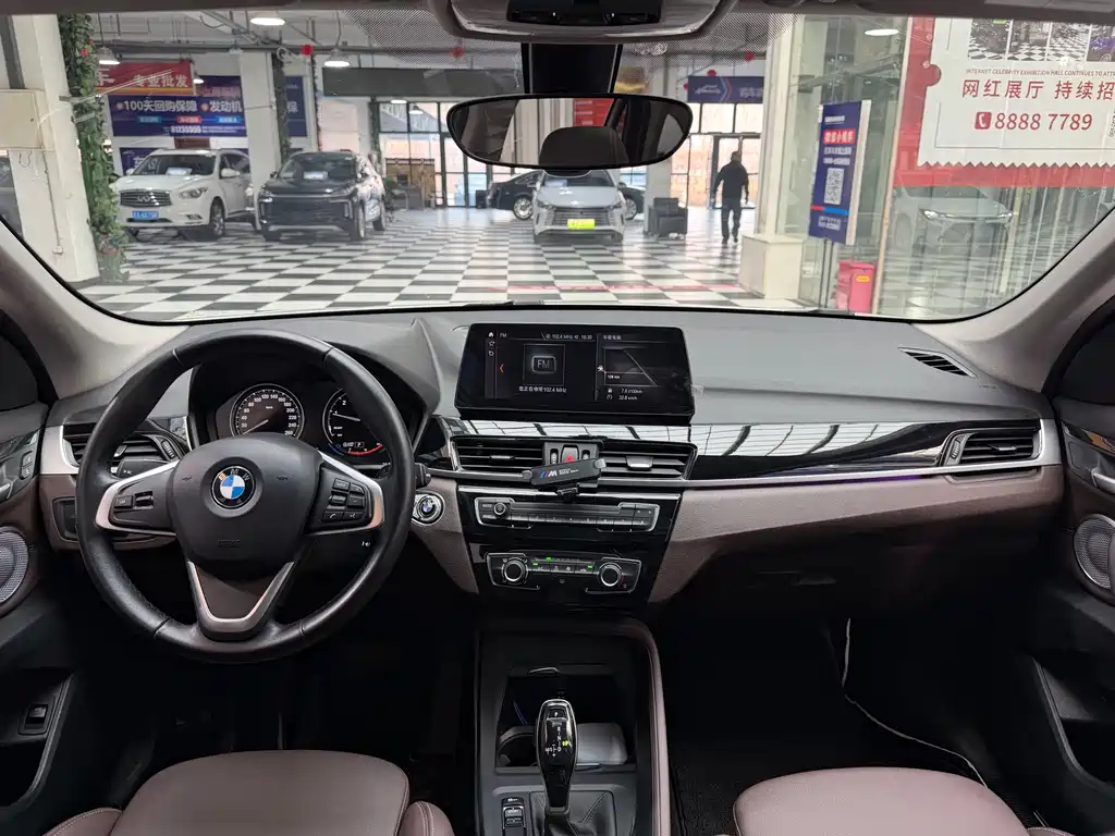 BMW X1 2022 — фото 13