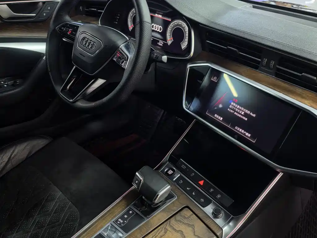Audi A6L 2022 — фото 14