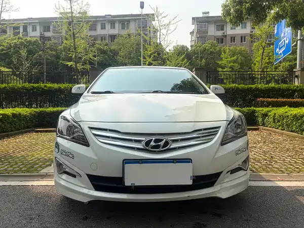 Hyundai Rui Yi 2014