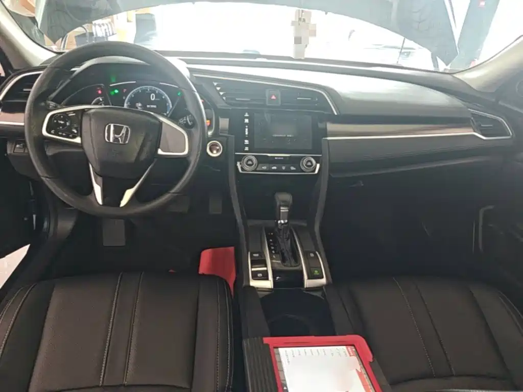 Honda Civic 2020 — фото 10
