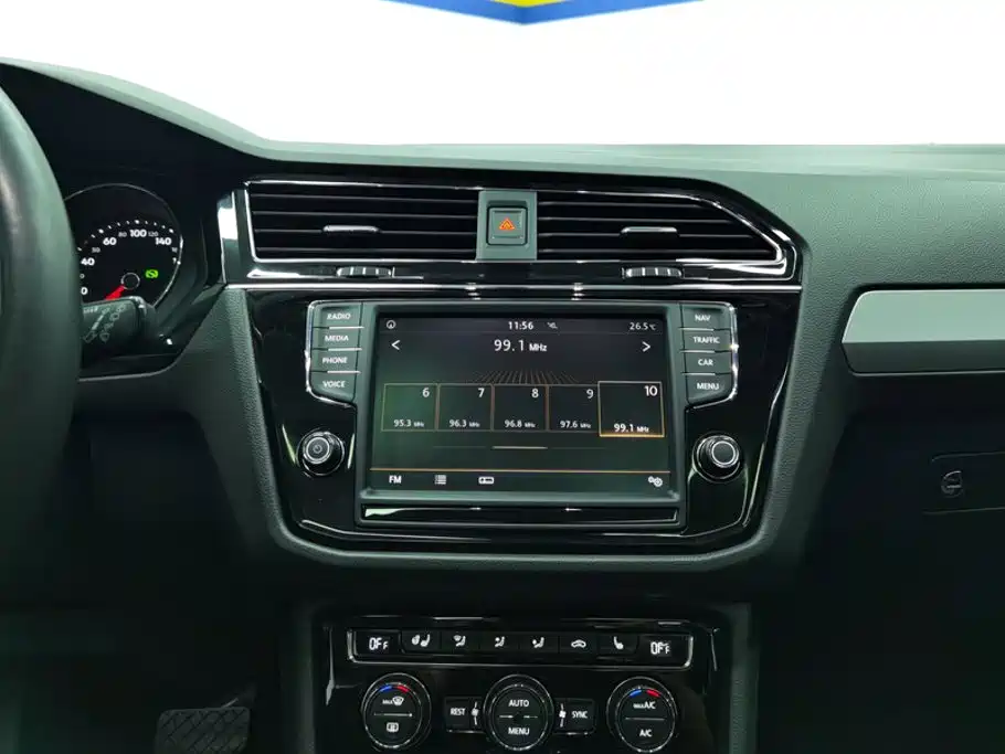 Volkswagen Tiguan L 2017 — фото 13