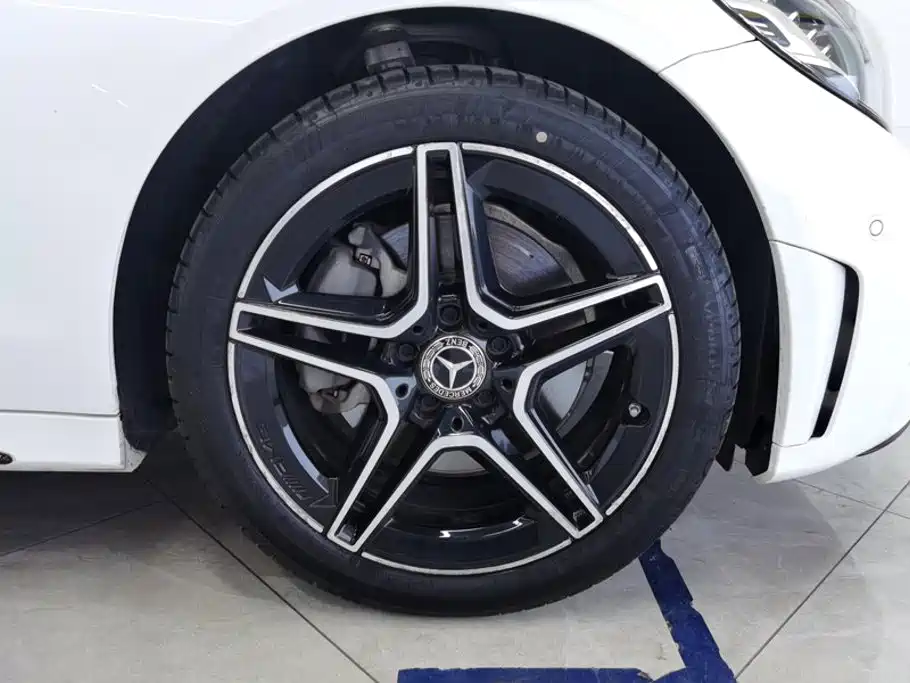 Mercedes-Benz C-Class 2021